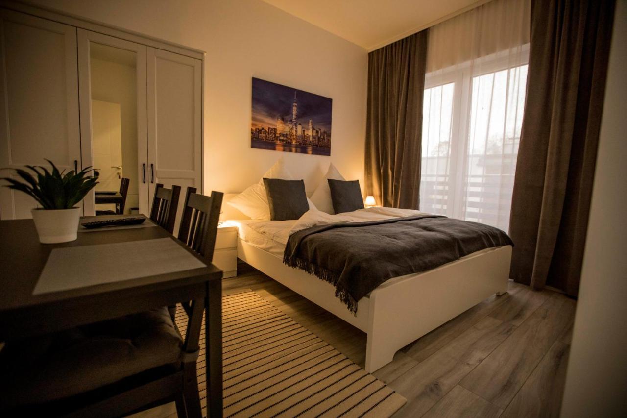 Pension Leo Berlin Exterior foto
